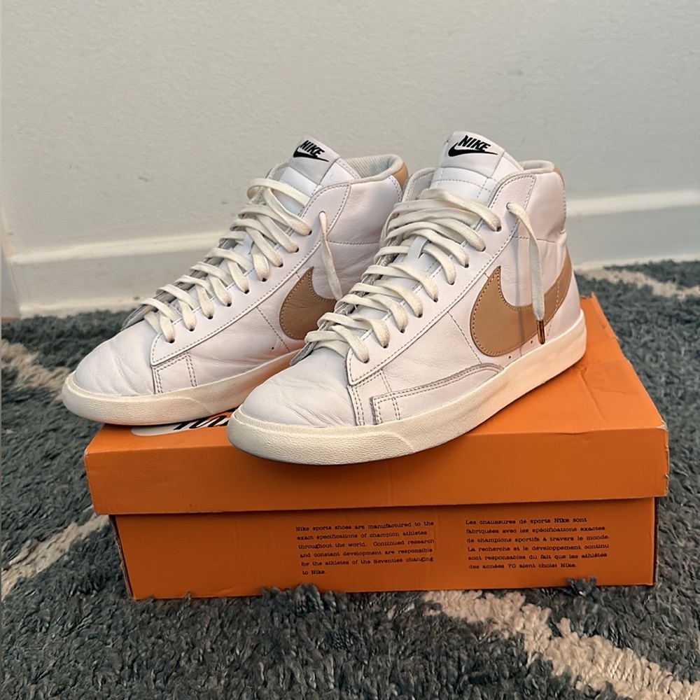 Nike blazers mid premium